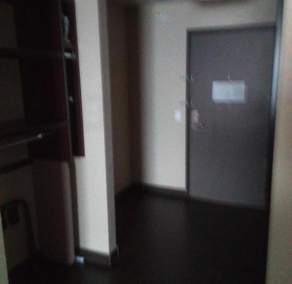 适合残疾人使用的标准间, Best Western Roosevelt Place