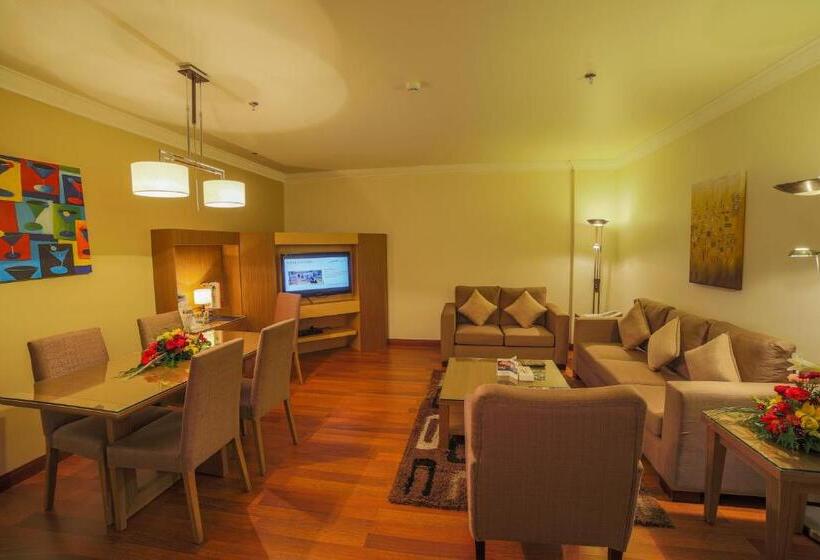 Люкс 2 Спальни, Golden Tulip Hotel Buraidah Al Qassim