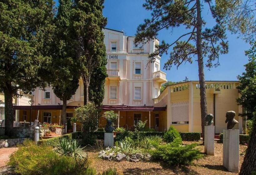 Номер Стандарт, Vila Ružica  Glavna Zgrada I Depandanse