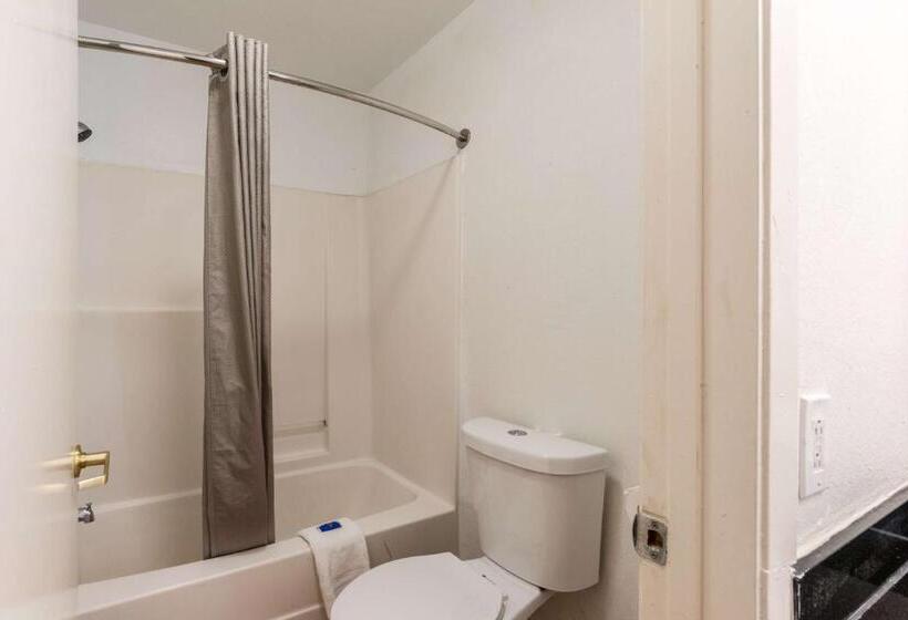 Номер Стандарт, Motel 6 Seguin Tx