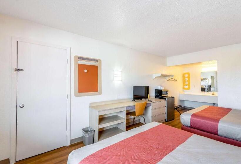 스탠다드 룸, Motel 6 Anniston, Al
