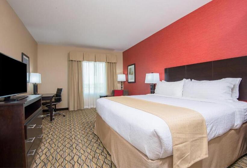 Quarto Executivo Cama King, Holiday Inn Salina, An Ihg