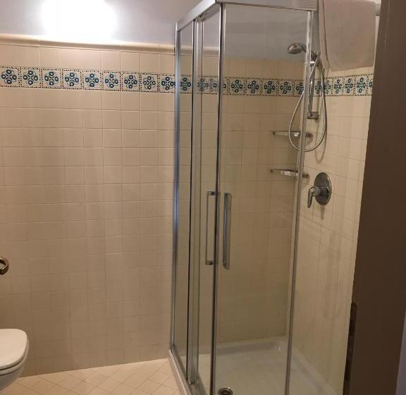 Номер Стандарт Вид на Сад, Romantik Hotel Relais Mirabella Iseo