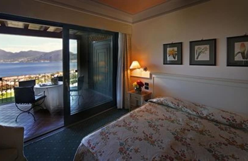 Номер Стандарт Вид на Озеро, Romantik Hotel Relais Mirabella Iseo