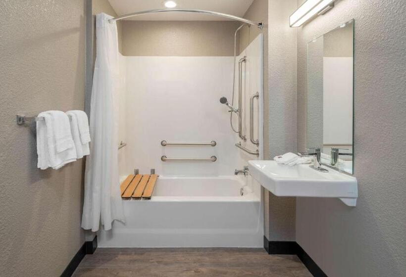 장애인을 위한 스탠다드 룸, Motel 6fontana, Ca