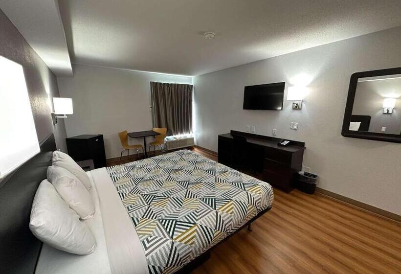 Номер Стандарт Кровать Кинг Адаптированный для Инвалидов, Motel 6greensboro, Nc  Airport