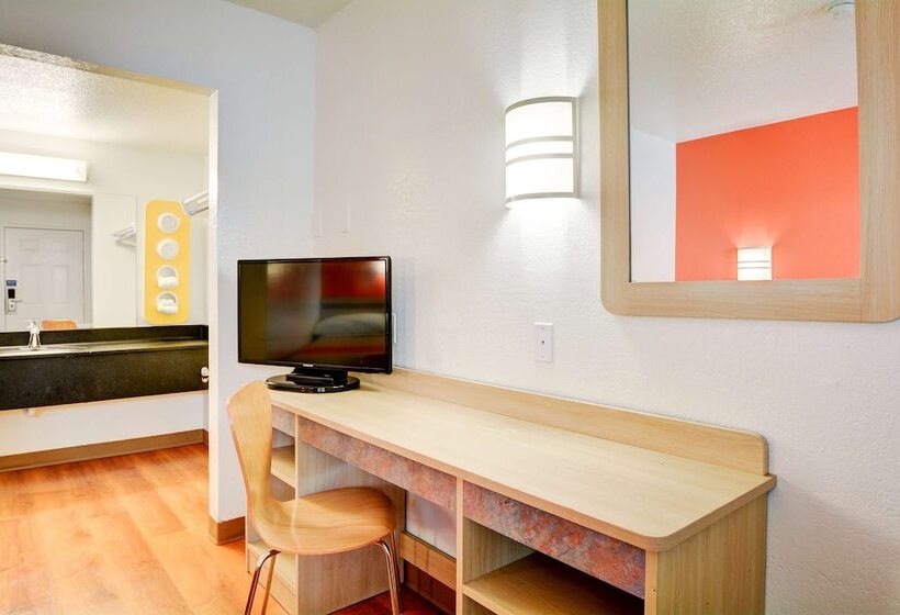 带2个双人床的标准工作室, Motel 6southington, Ct  Hartford