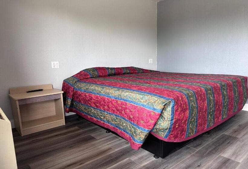 Номер Стандарт Кровать Кинг Адаптированный для Инвалидов, Xpress Inn & Extended Stays