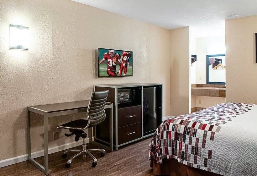 Номер Deluxe, Red Roof Inn Slidell