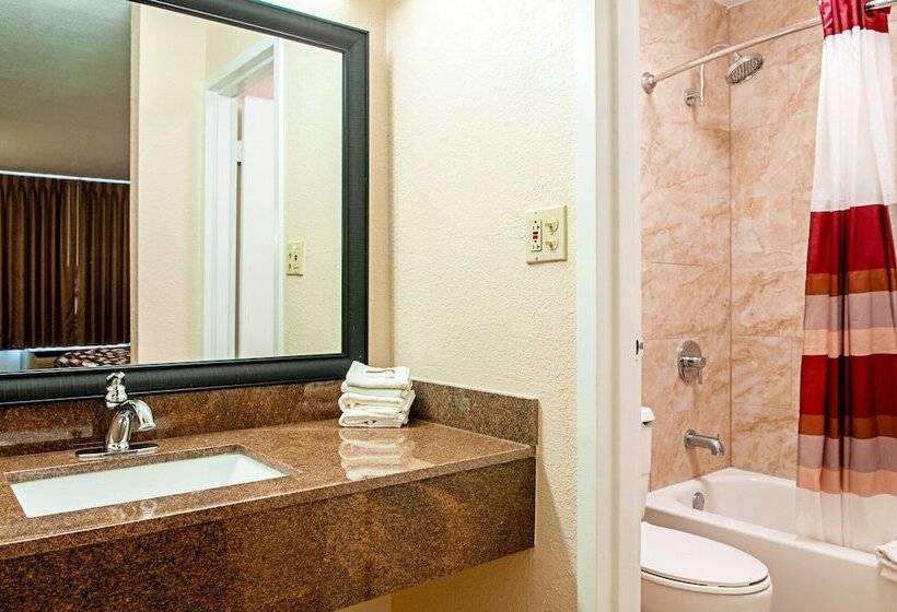 Номер Superior, Red Roof Inn Slidell