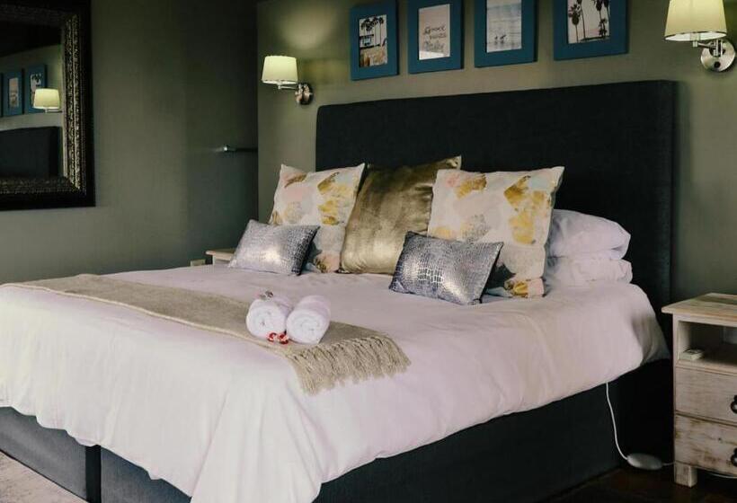 Люкс Deluxe Кровать Кинг, Sea Whisper Guest House