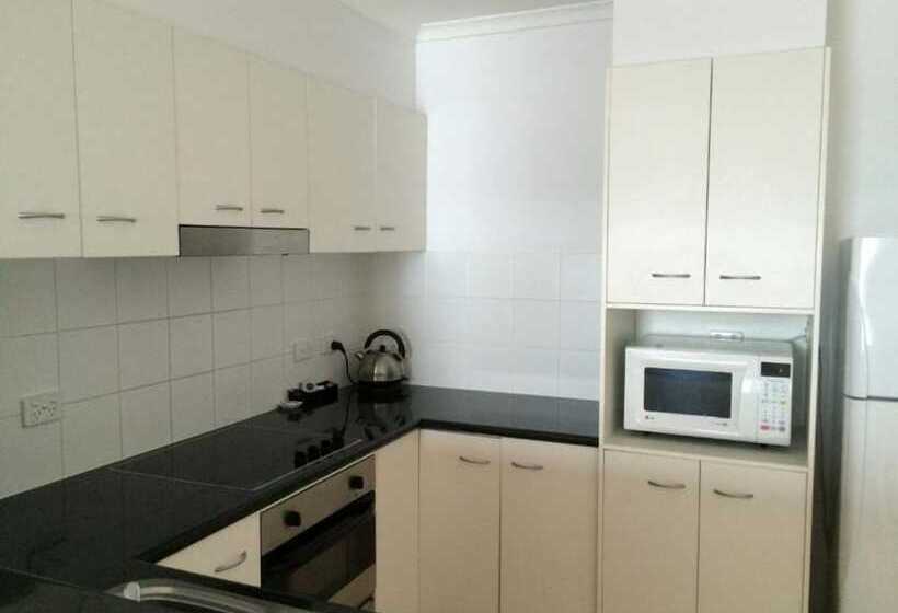 Апартаменты 2 Спальни с Балконом, Frisco Apartments