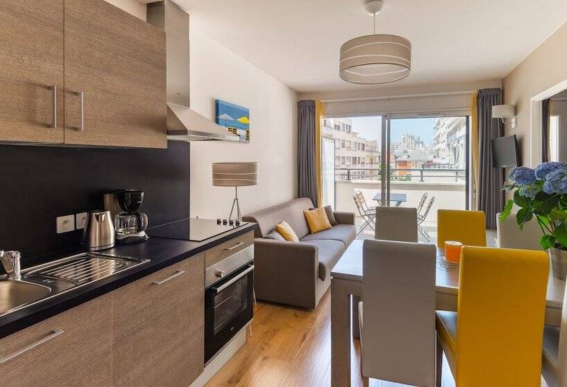 Апартаменты 2 Спальни, Lagrange Vacances Les Patios Eugenie