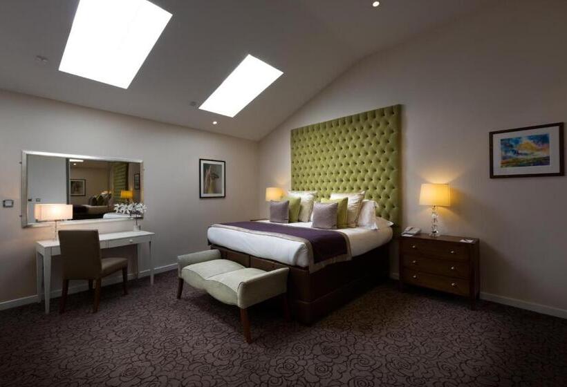 سوییت, Sandford Springs Hotel And Golf Club