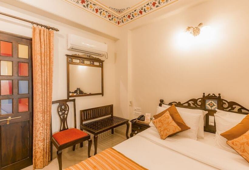 Номер Deluxe, Umaid Residency  A Regal Heritage Home