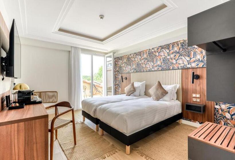 Номер Стандарт, Zenitude Hotel La Valadiere, Ascend Hotel Collection