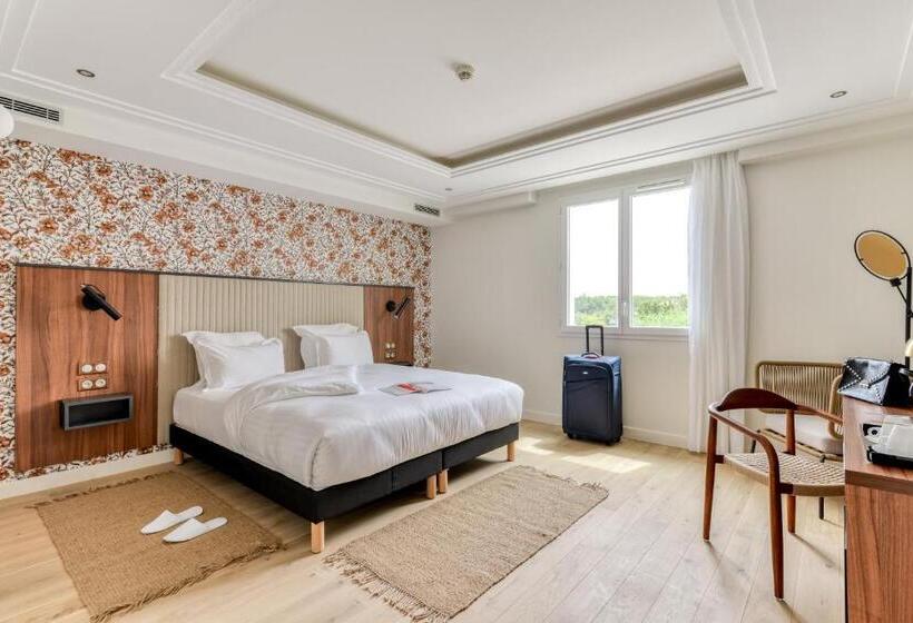 Номер Deluxe Кровать Кинг, Zenitude Hotel La Valadiere, Ascend Hotel Collection