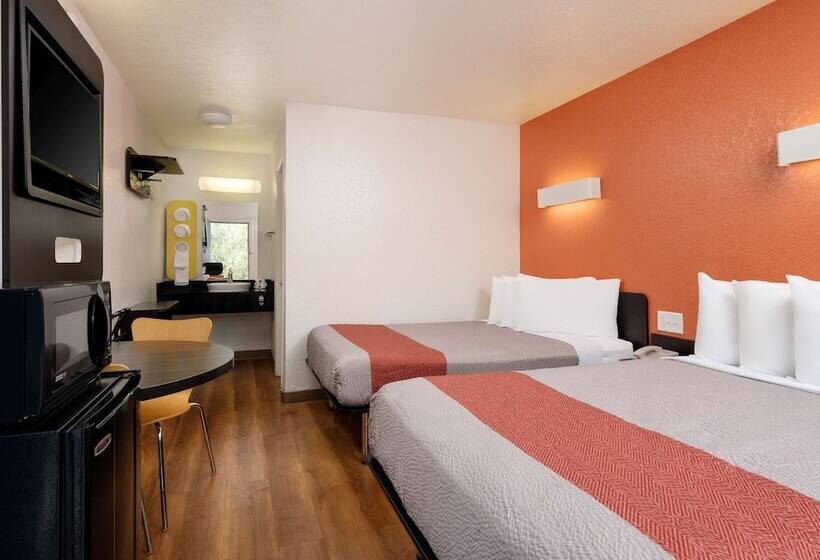 Номер Стандарт 2 Двуспальные Кровати, Motel 6 Camarillo, Ca
