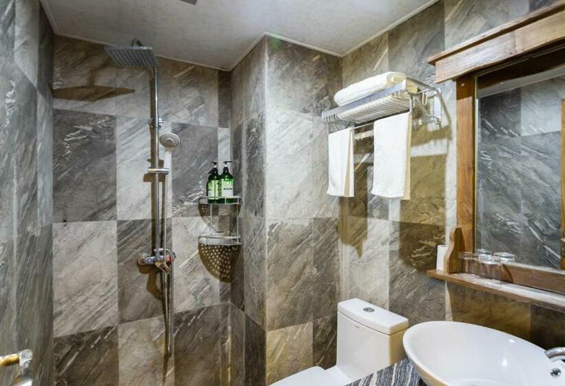 Номер Стандарт, Destination Youth Hostel