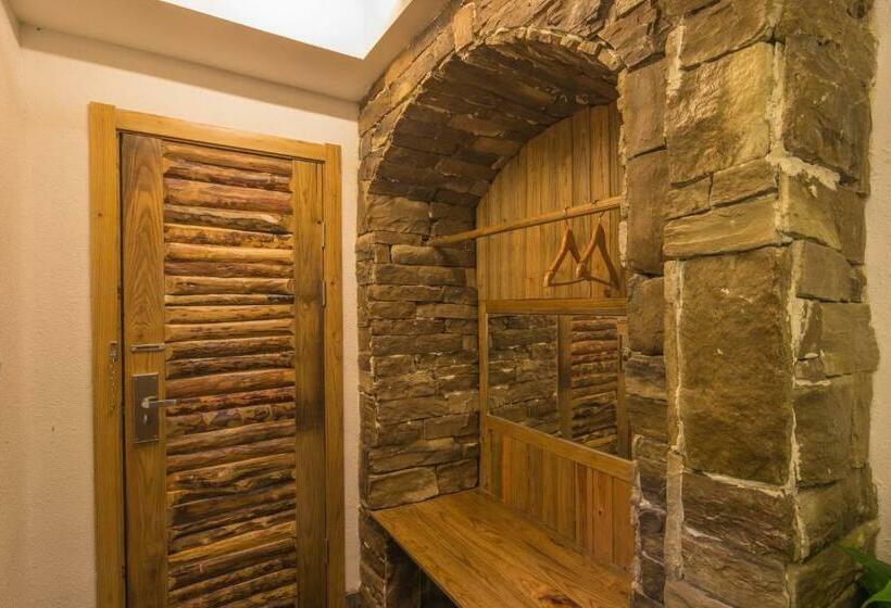Номер Стандарт, Destination Youth Hostel