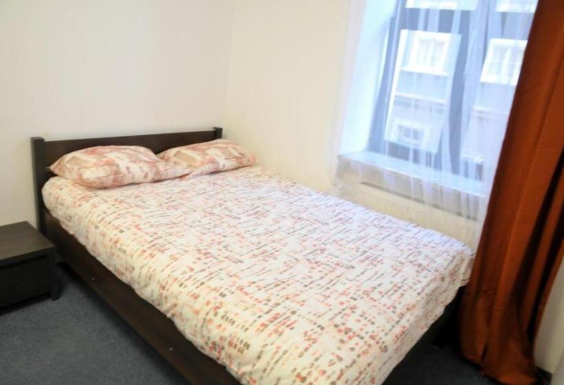 Quarto Basic, Erasmus Rooms Genius