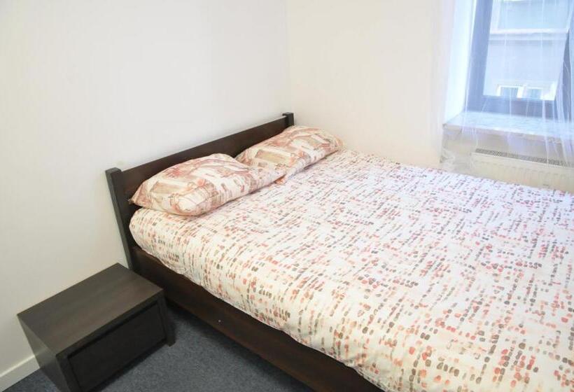 اتاق عادی, Erasmus Rooms Genius