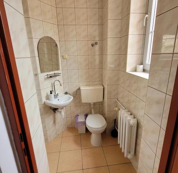 Quarto standart com varanda, Zajazd Meran
