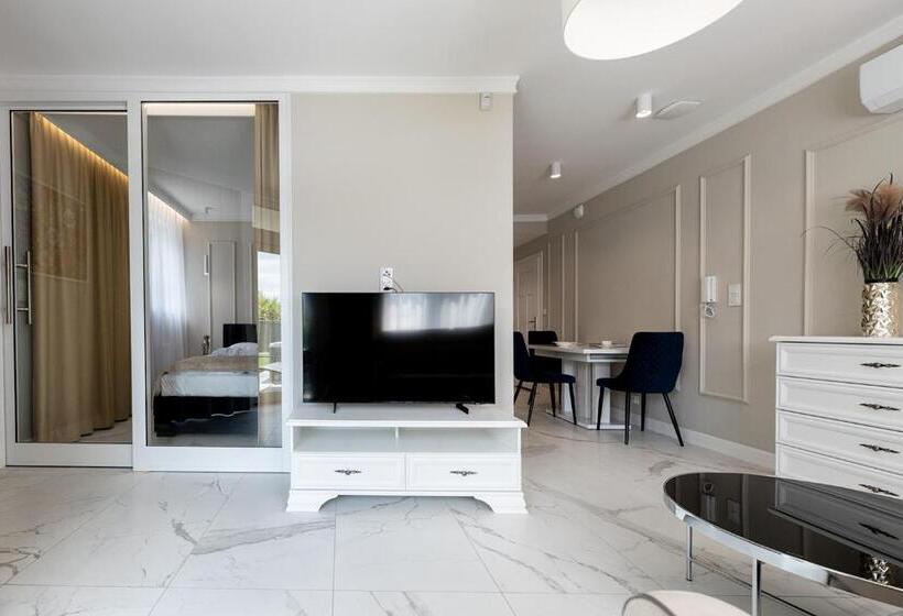 آپارتمان 1 خوابه با چشم‌انداز باغ, Apartamenty Prestige Mielno Uniescie