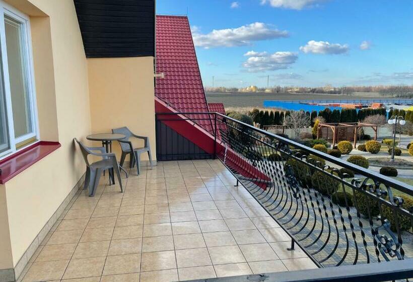 غرفة ديلوكس مزودة بشرفة, Zajazd Nad Sanem