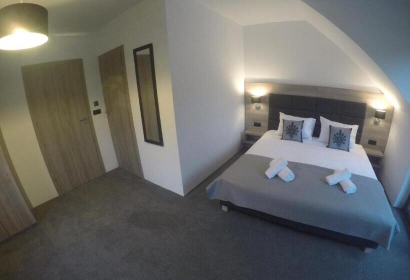 Номер Deluxe с Балконом, Silver Residence