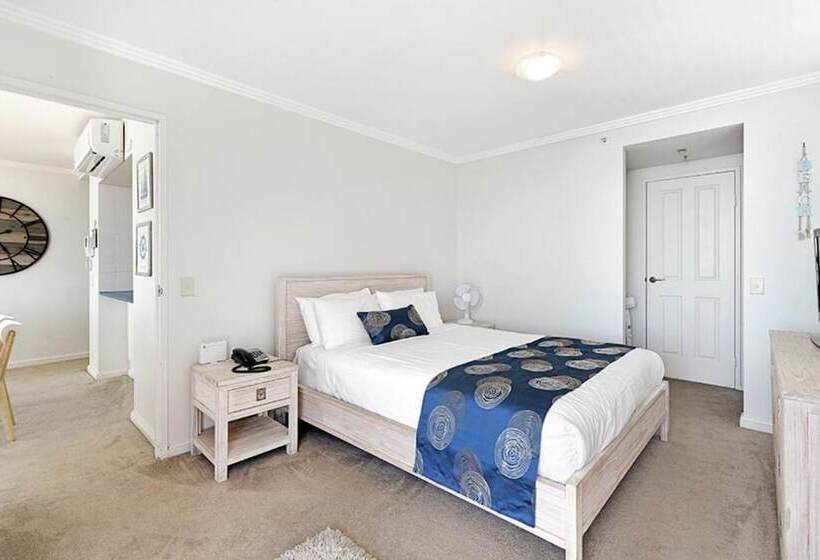 Апартаменты Deluxe 3 Спальни, Crystal Bay On The Broadwater