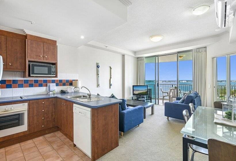 Апартаменты 2 Спальни, Crystal Bay On The Broadwater