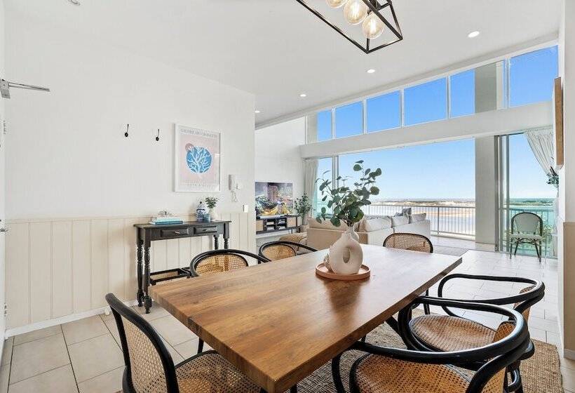 Апартаменты Пентхаус 1 Спальня, Crystal Bay On The Broadwater