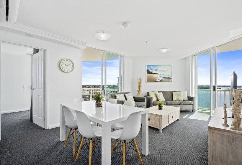 Апартаменты Deluxe 3 Спальни, Crystal Bay On The Broadwater