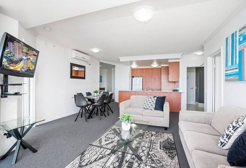 Апартаменты 3 Спальни, Crystal Bay On The Broadwater