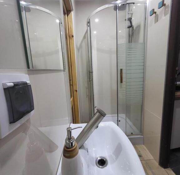 سوئیت با تخت بزرگ, Apartamenty Premium Pretty Woman Self Check In 24h   Bytom Chorzów Katowice