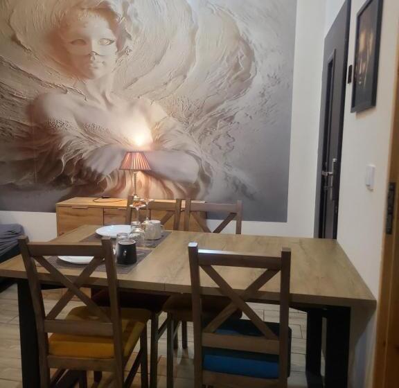 سوییت جونیور, Apartamenty Premium Pretty Woman Self Check In 24h   Bytom Chorzów Katowice