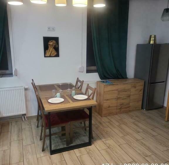 سوییت اجرایی, Apartamenty Premium Pretty Woman Self Check In 24h   Bytom Chorzów Katowice