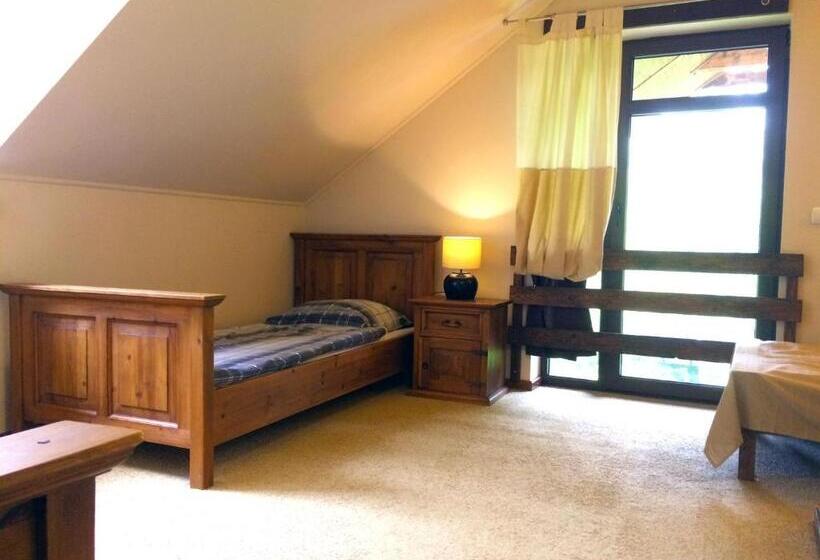 Suite with Terrace, Modryna   Modrzewiowy Dom