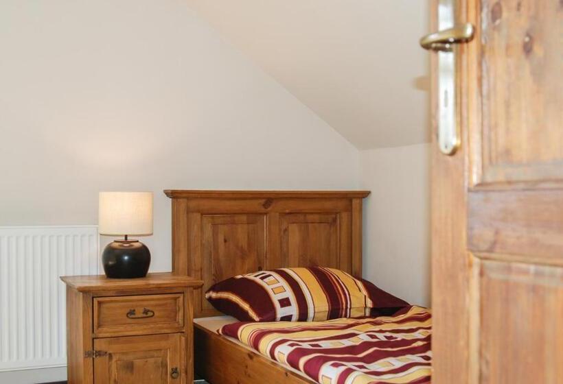 Suite with Terrace, Modryna   Modrzewiowy Dom