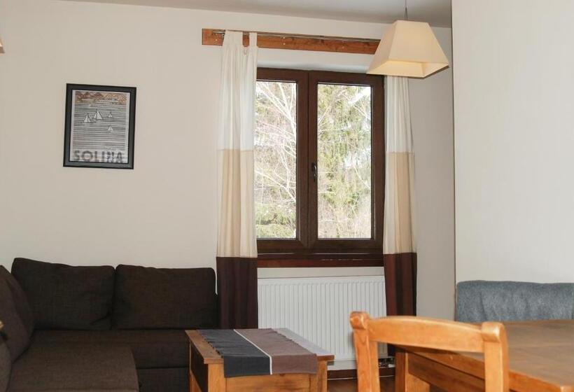 Suite with Terrace, Modryna   Modrzewiowy Dom