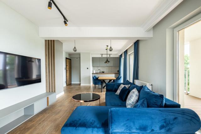 1 Bedroom Apartment Lake View, Leeloo