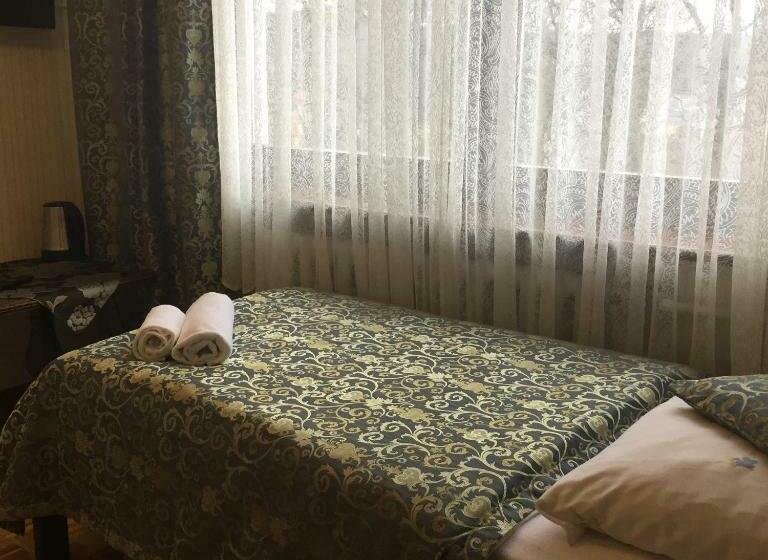 اتاق استاندارد یک نفره, Villa Almira