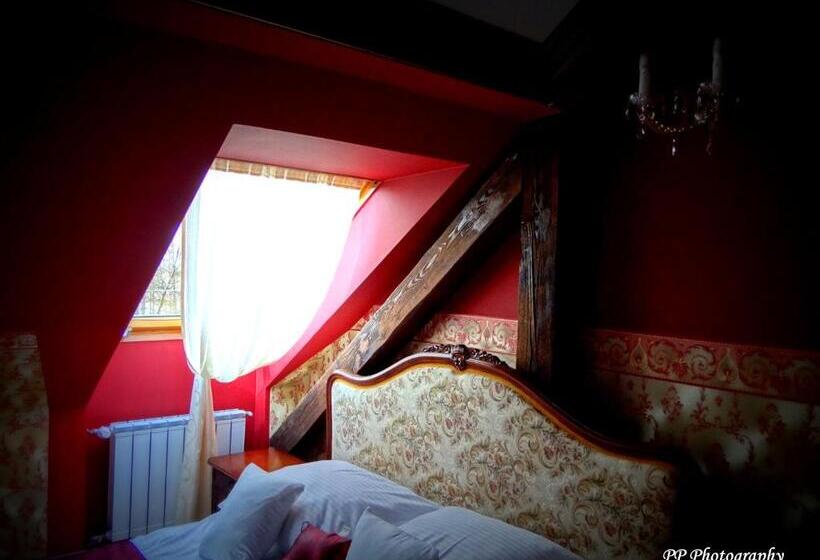 Quarto Basic, Willa Kraj