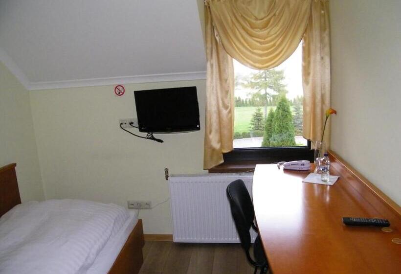 单人经济间, Restauracja Tawerna Gliwice