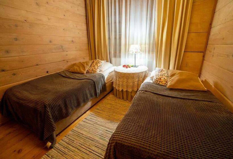 اتاق استاندارد, Gościniec Dębowa Gazdówka