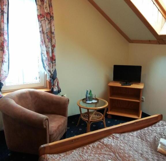 اتاق استاندارد, Oro Cavallo