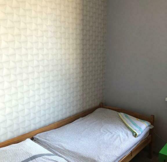 Номер Стандарт Индивидуальный Совместная Ванная, Hostel Przed świtem
