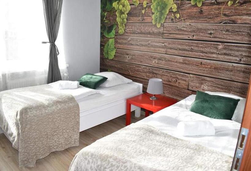 Апартаменты 1 Спальня, Hostel Przed świtem