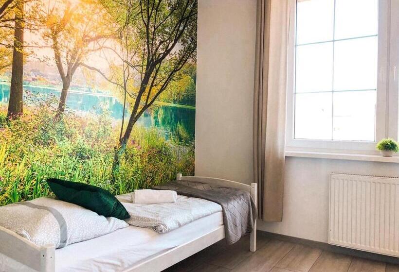 Апартаменты 2 Спальни, Hostel Przed świtem